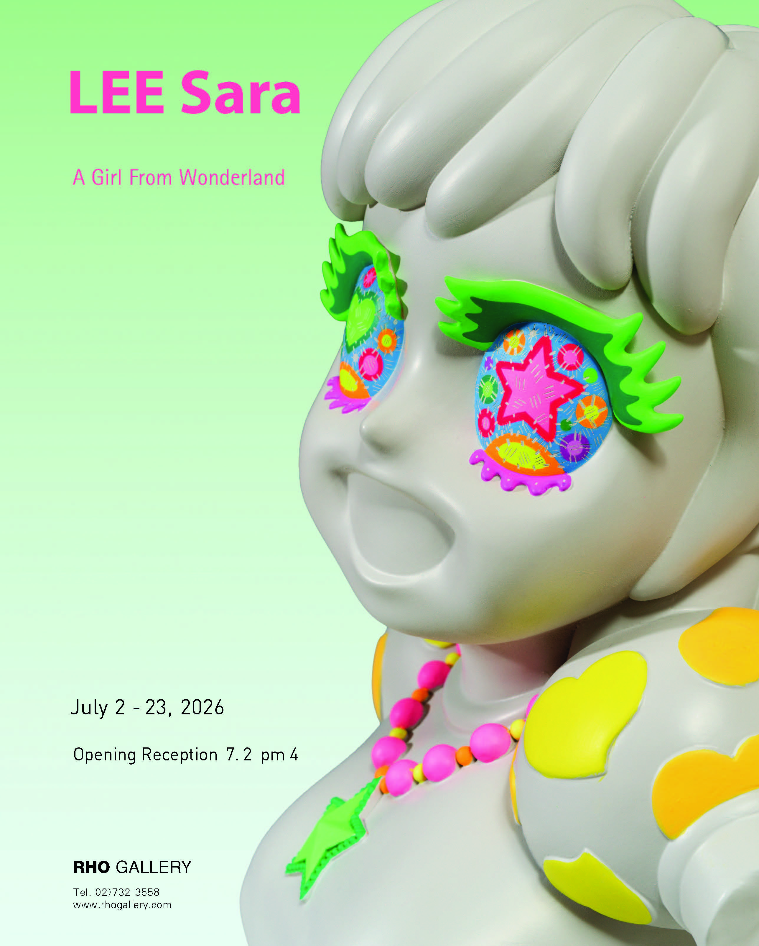이사라 <A Girl From Wonderland> | 2026-07-02 - 2026-07-23 | 노화랑은 《A Girl From Wonderland》에 여러분을 진심으로 환영합니다.  이번 전시는 오랜 시간 자신만의 독창적인 예술 세계를 구축해 온 이사라 작가의 현재를 조망하는 자리이자, 새로운 가능성을 향해 확장되는 여정을 담아낸 특별한 전시입니다. 작가는 최근 파리 레지던시를 통해 한층 넓어진 시선과 경험을 바탕으로, 우리가 잊고 지냈던 순수한 감각과 감정을 다시금 마주하게 하는 &lsquo;원더랜드(Wonderland)&rsquo;의 세계를 선보입니다.  이사라 작가의 작품 속 소녀들은 모두가 행복하고 자유로운 꿈의 공간에서 관람객을 따뜻하게 맞이하며, 각자의 기억 속에 자리한 순수한 순간들을 조용히 불러냅니다. 작품 속 소녀들은 작가가 만든 세계의 주인공인 동시에, 그 세계를 완성하는 관람객 자신의 또 다른 모습이기도 합니다. 치열한 현실 속에서 잠시 벗어나 &lsquo;마음의 쉼표&rsquo;를 발견할 수 있도록 이끄는 것이야말로 작가가 전하고자 하는 원더랜드의 의미입니다.  작가의 화면은 화려한 색채와 섬세한 표현 뒤에 인고의 시간이 축적되어 있습니다. 반복적인 밑 작업과 수많은 레이어, 그리고 표면을 한 선 한 선 긁어내는 수행적 과정은 작품에 깊이와 밀도를 더하며 보는 이들에게 치유의 경험을 선사합니다. 화면에 새겨진 수많은 선은 작가의 시간과 마음이 응축된 흔적이자, 관람객을 향한 따뜻한 기원의 메시지입니다.  이번 전시에서는 평면 회화 속에서 사랑받아 온 소녀들이 조각 작품으로 새롭게 탄생하며 또 다른 감상의 기회를 제공합니다. 회화적 감각이 살아 있는 입체 작업은 작가 특유의 색채와 섬세한 표현력을 공간으로 확장하며, 회화와 조각의 경계를 자연스럽게 넘나드는 이러한 시도는 이사라 작가 예술 세계의 새로운 장을 보여주는 중요한 이정표가 될 것입니다.  《A Girl From Wonderland》가 여러분에게 잠시나마 현실의 무게를 내려놓고 순수한 상상과 따뜻한 위로를 만나는 시간이 되기를 바랍니다. 이사라 작가가 정성껏 펼쳐 놓은 원더랜드 속에서 잠시 머물며, 잊고 지냈던 순수한