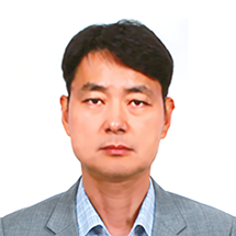 김민용